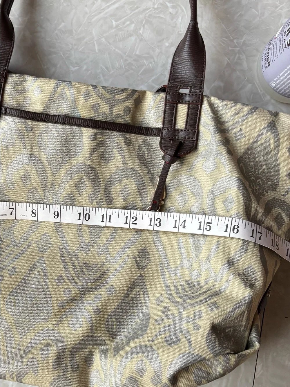 Stella & Dot Gold and Gray Patterned Tote with Dark Brown Handles